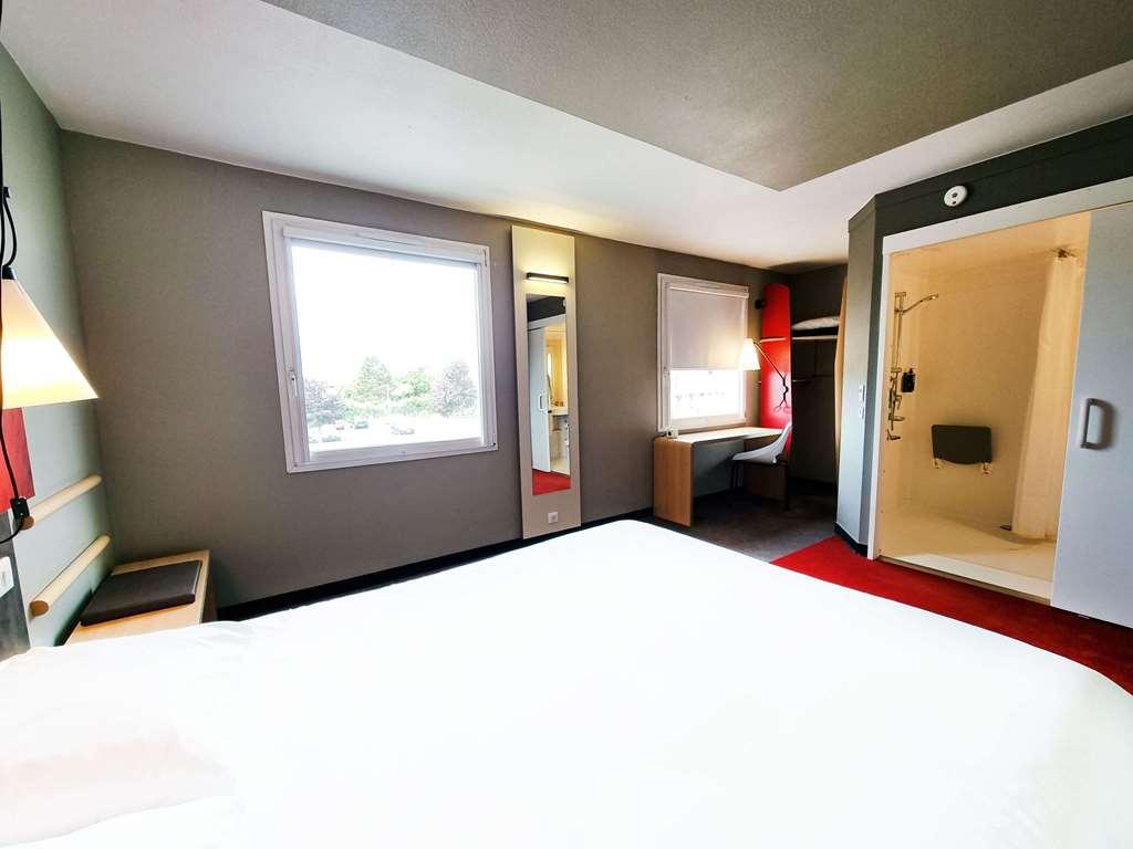 Ibis Caen Porte De Bretagne Bretteville-sur-Odon Rom bilde